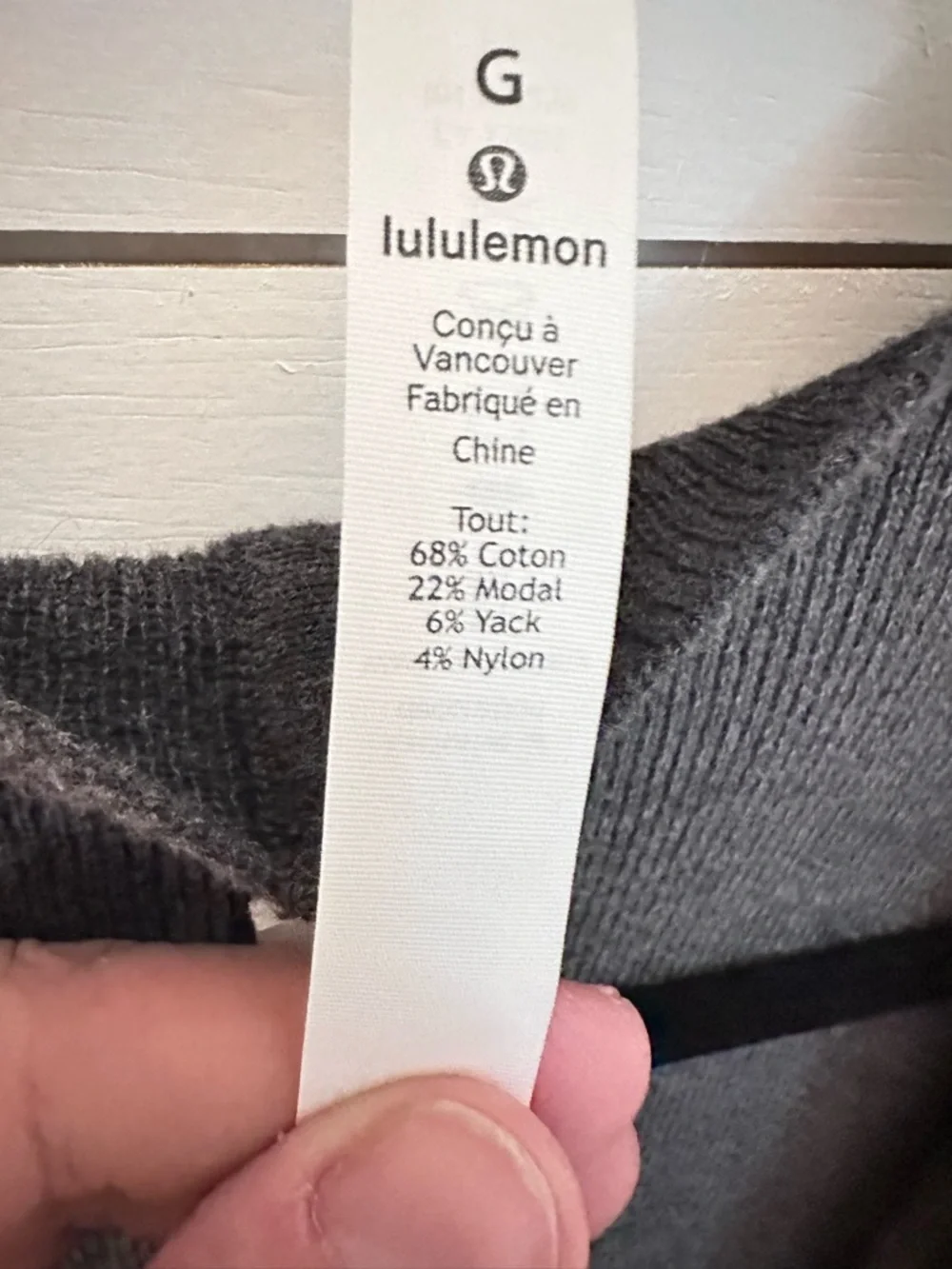 LULULEMON L Still Lotus wrap Grey-Black thumb sleeve pocket reversible cardigan - Picture 15 of 16